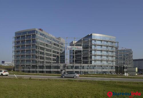 Bureaux à louer dans AIRPORT PLAZA - Montreal   +5